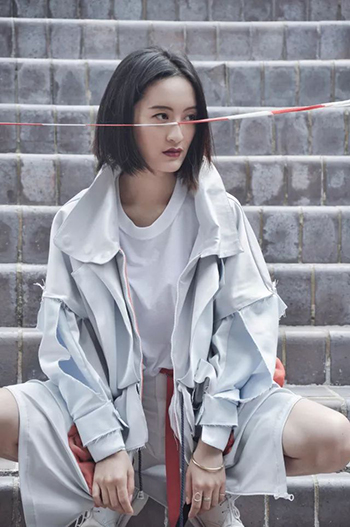 倫敦時(shí)裝學(xué)院服裝設(shè)計(jì)